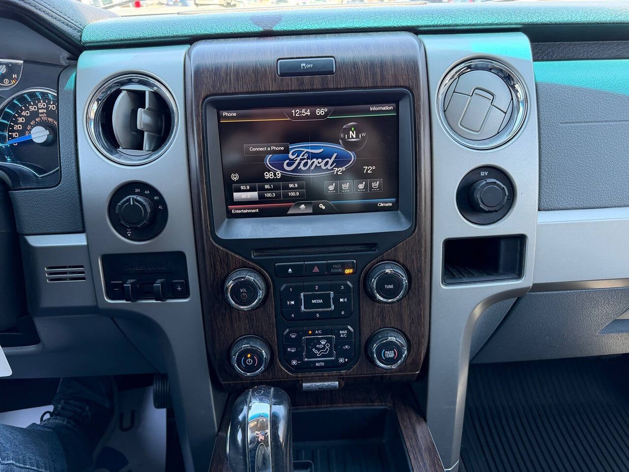 2014 Ford F-150 Lariat 4x4 4dr SuperCrew Styleside 6.5 ft. SB