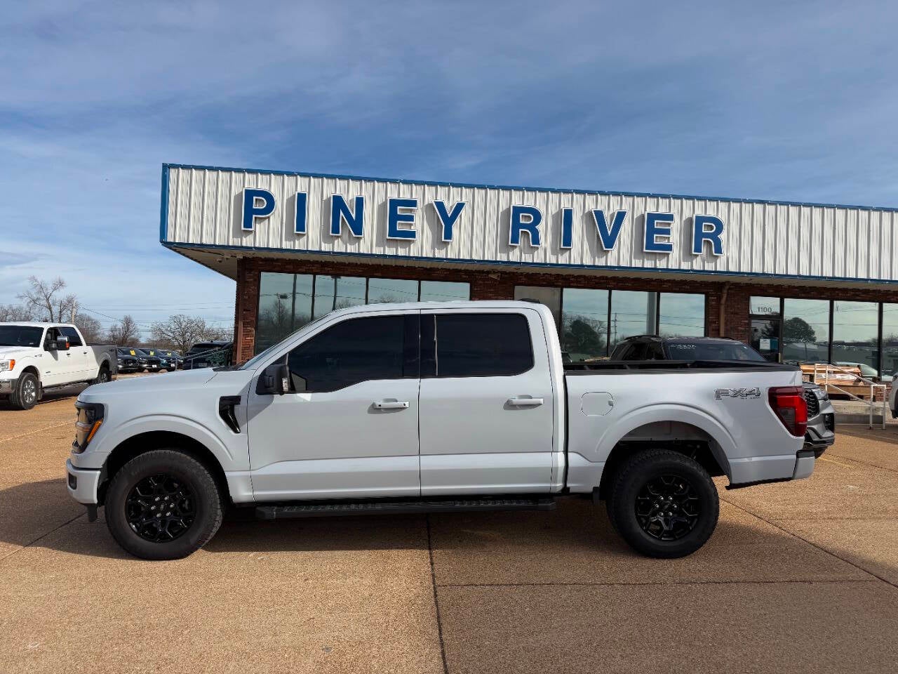 2025 Ford F-150 XLT 4x4 4dr SuperCrew 5.5 ft. SB