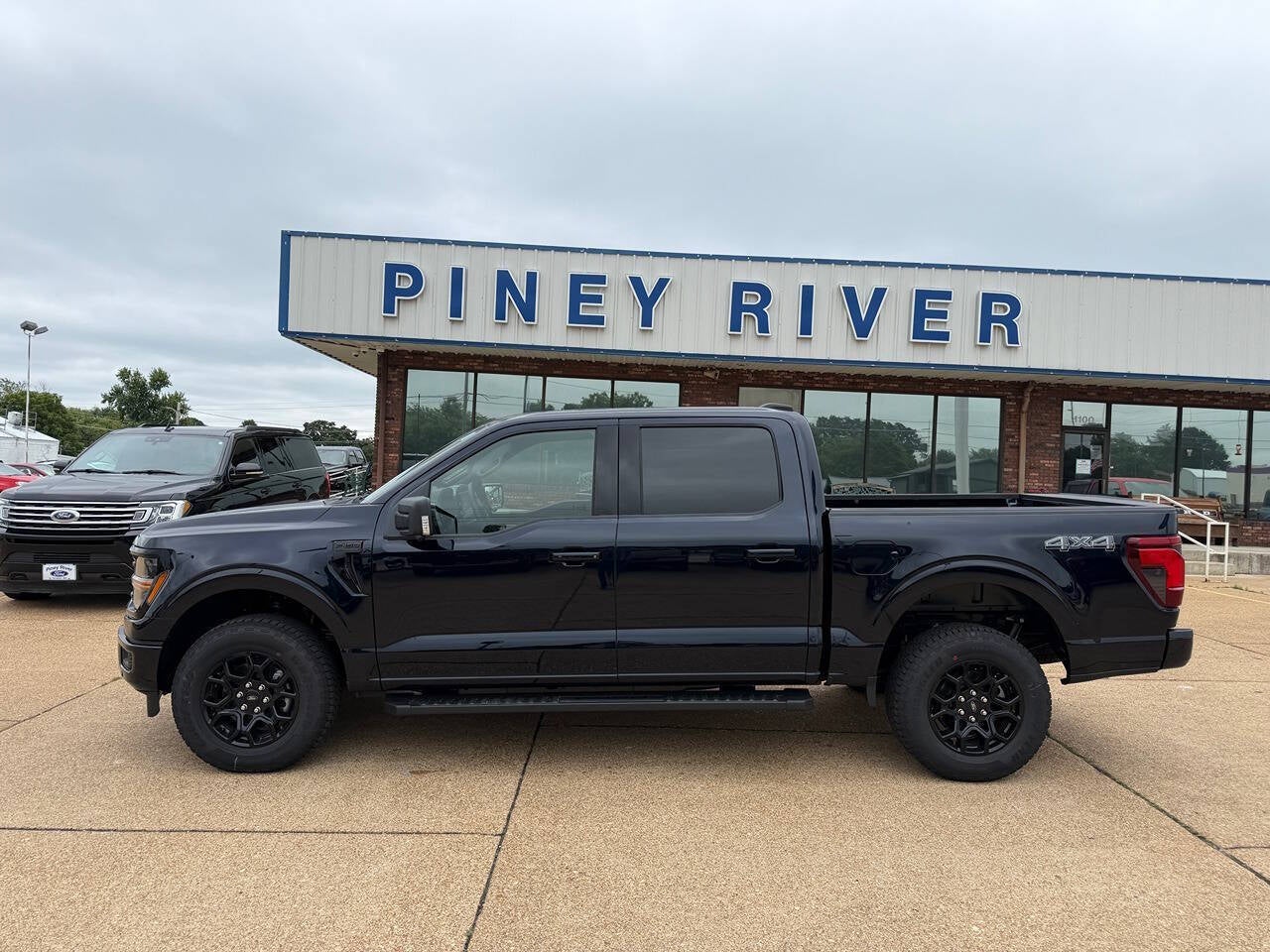 2026 Ford F-150 XLT 4x4 4dr SuperCrew 5.5 ft. SB