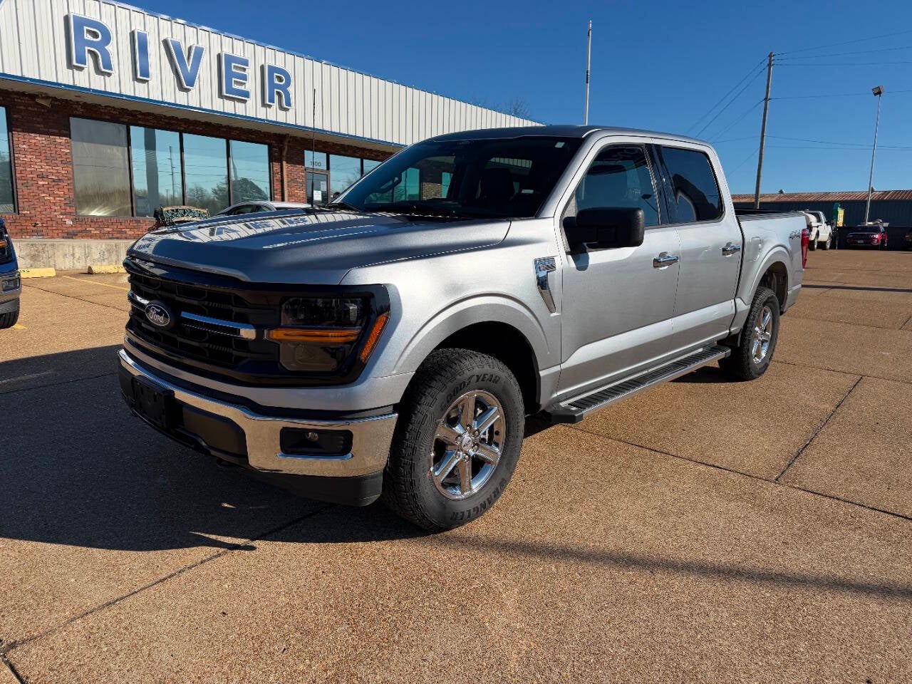2025 Ford F-150 XLT 4x4 4dr SuperCrew 5.5 ft. SB