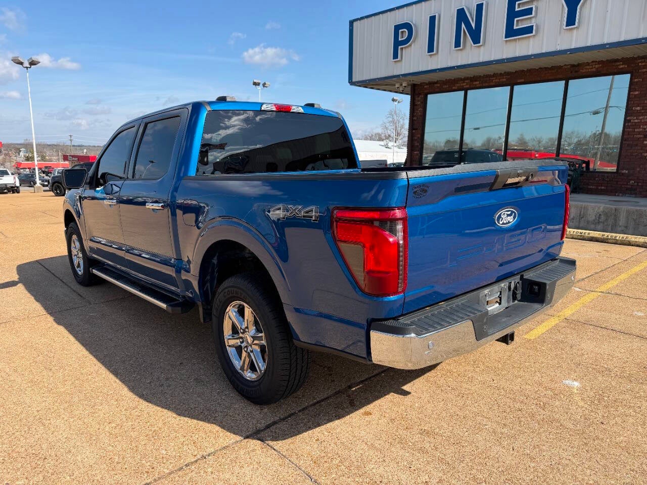 2024 Ford F-150 XLT 4x4 4dr SuperCrew 5.5 ft. SB