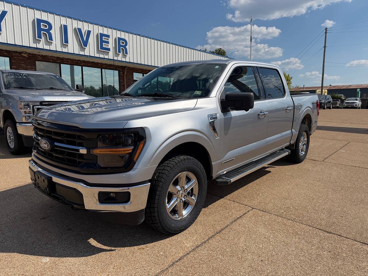 2024 Ford F-150 XLT 4x4 4dr SuperCrew 5.5 ft. SB