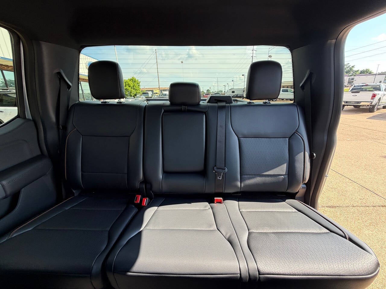 2026 Ford F-150 Lariat 4x4 4dr SuperCrew 5.5 ft. SB