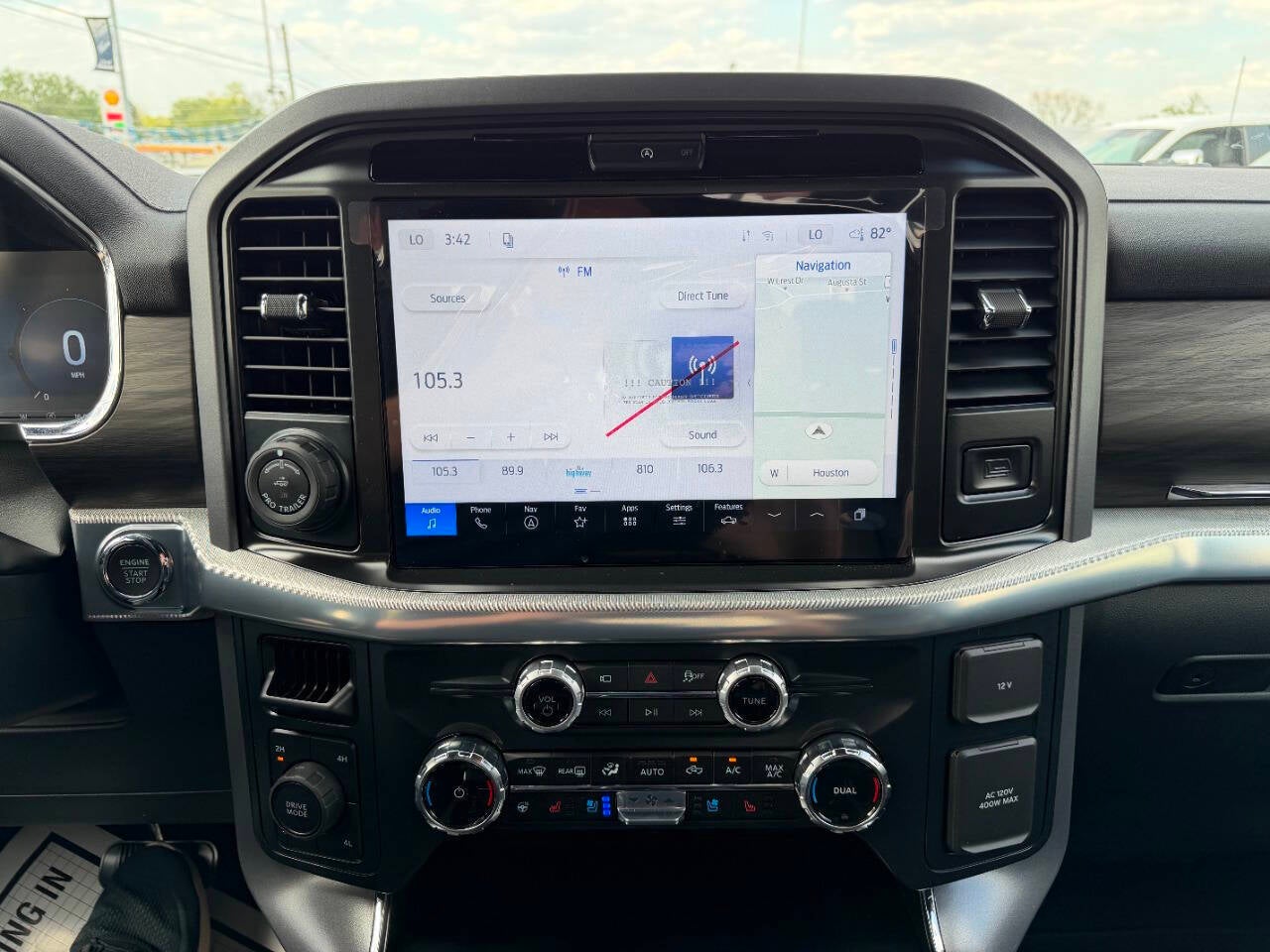 2026 Ford F-150 Lariat 4x4 4dr SuperCrew 5.5 ft. SB