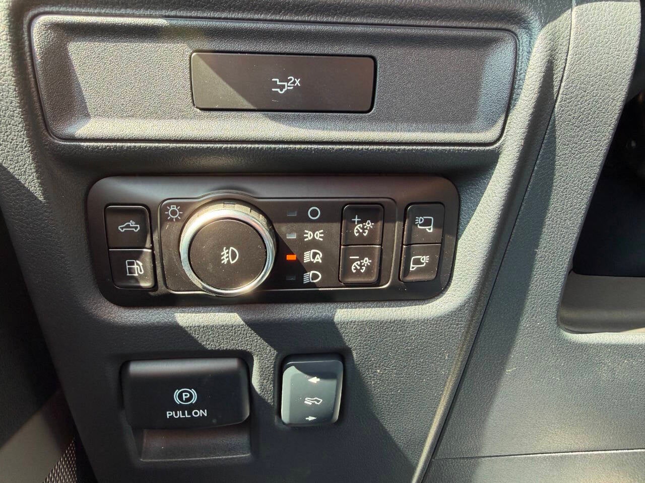 2026 Ford F-150 Lariat 4x4 4dr SuperCrew 5.5 ft. SB