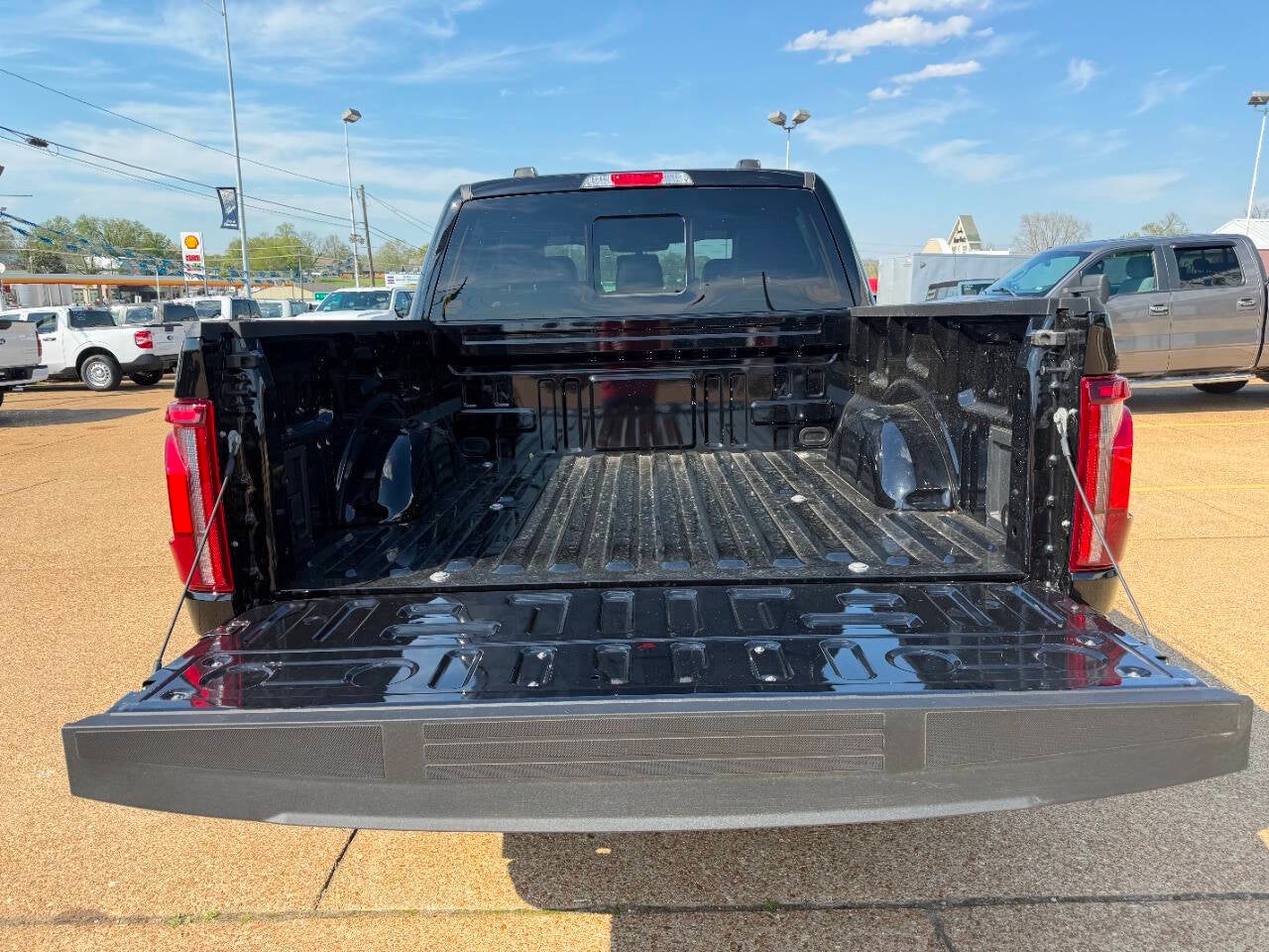 2026 Ford F-150 Lariat 4x4 4dr SuperCrew 5.5 ft. SB