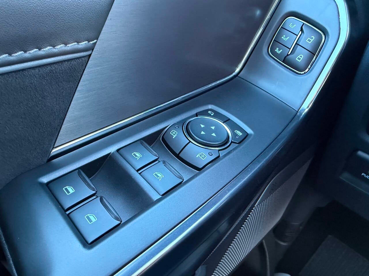 2026 Ford F-150 Platinum 4x4 4dr SuperCrew 5.5 ft. SB