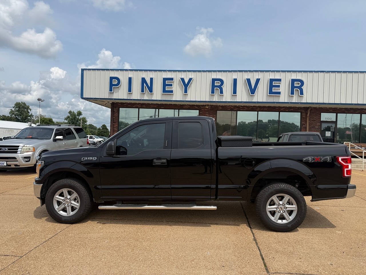2018 Ford F-150 XLT 4x4 4dr SuperCab 6.5 ft. SB