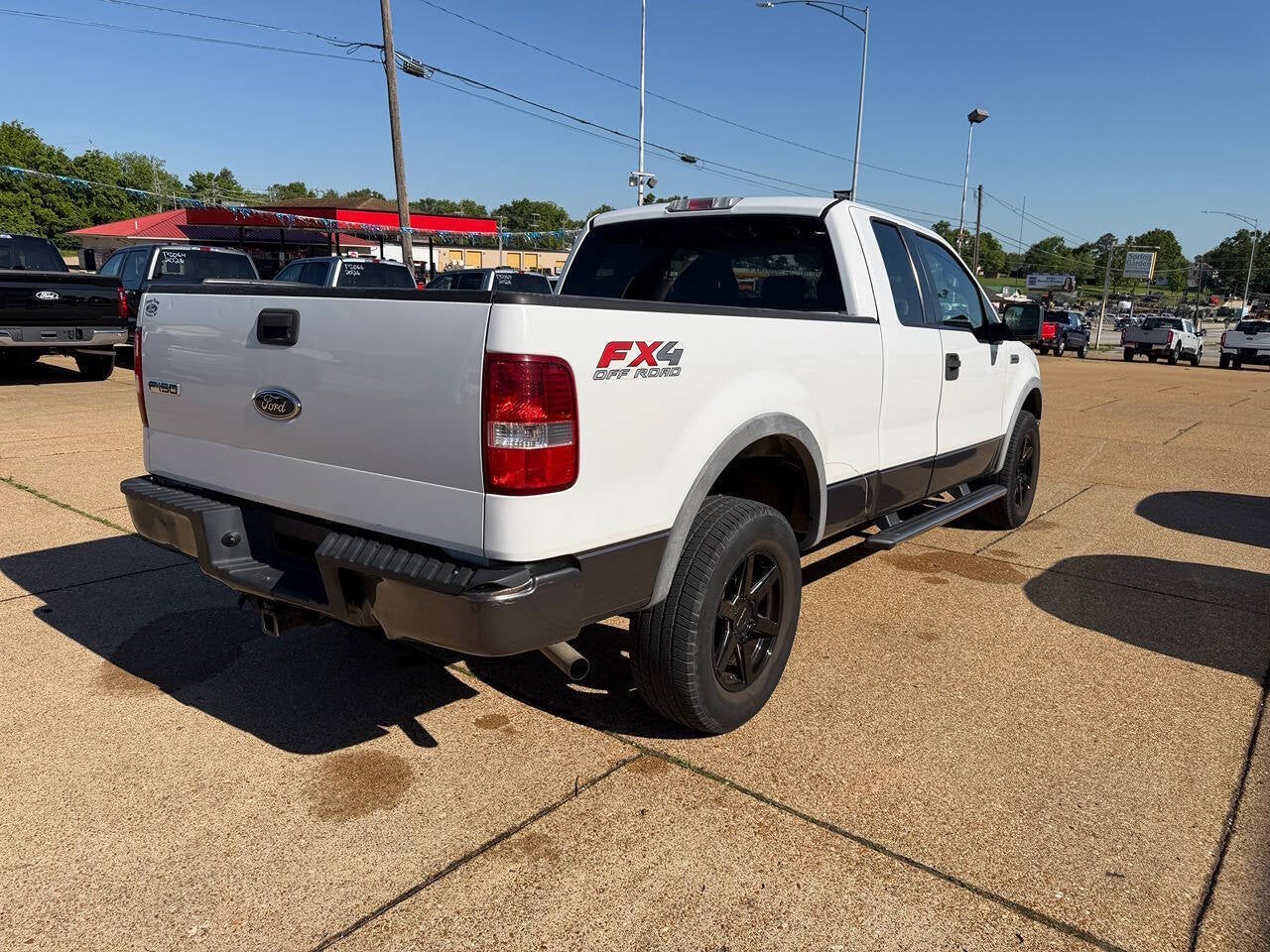 2005 Ford F-150 FX4 4dr SuperCab 4WD Styleside 6.5 ft. SB