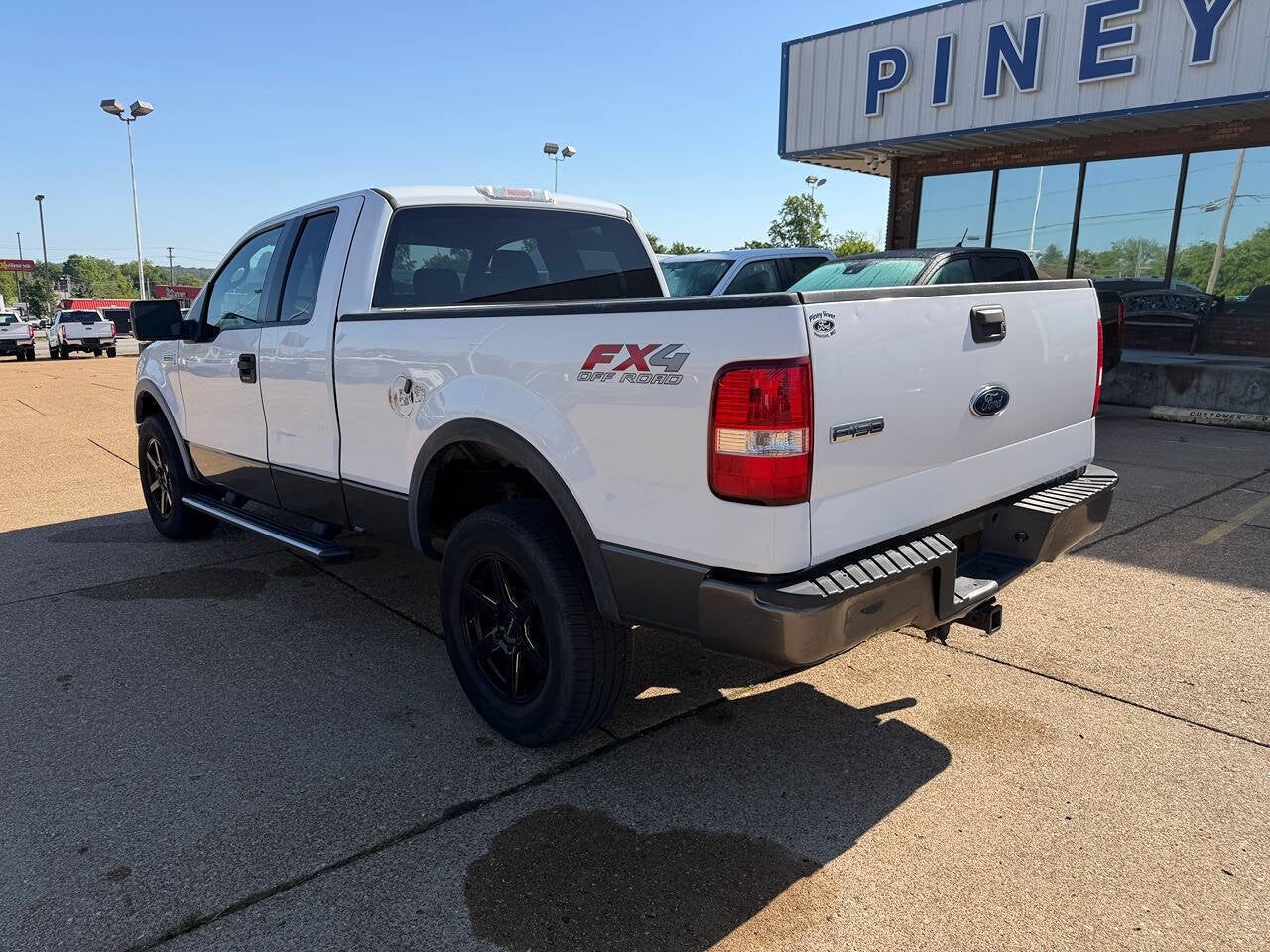 2005 Ford F-150 FX4 4dr SuperCab 4WD Styleside 6.5 ft. SB