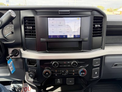 2027 Ford F-350 Super Duty XL 4x4 2dr Regular Cab 8 ft. LB SRW Pickup