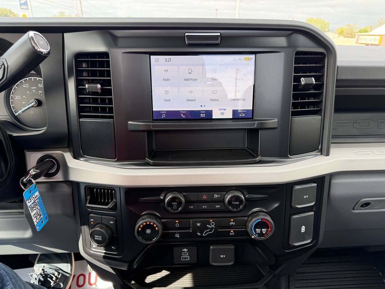 2027 Ford F-350 Super Duty XL 4x4 2dr Regular Cab 8 ft. LB SRW Pickup