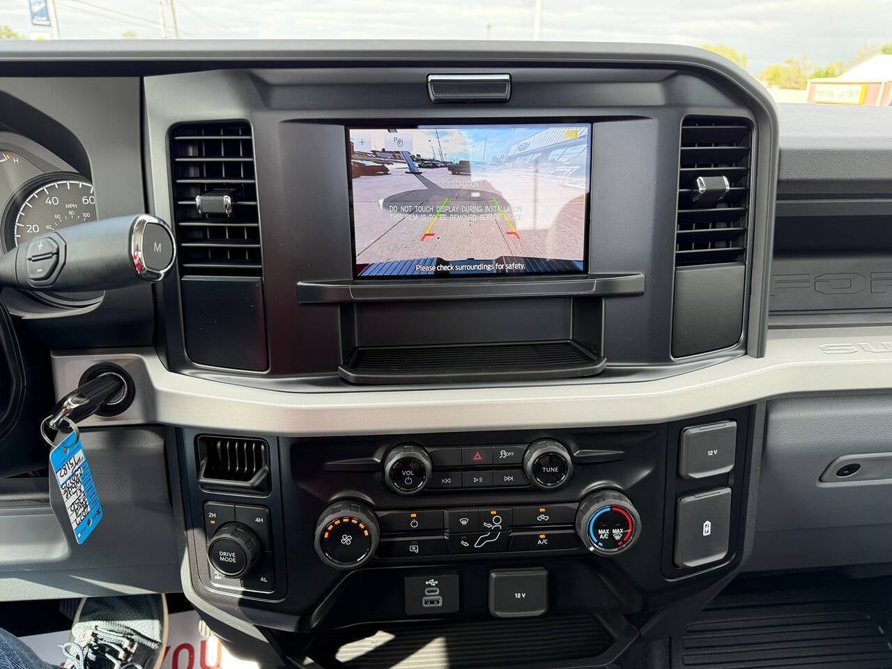 2027 Ford F-350 Super Duty XL 4x4 2dr Regular Cab 8 ft. LB SRW Pickup