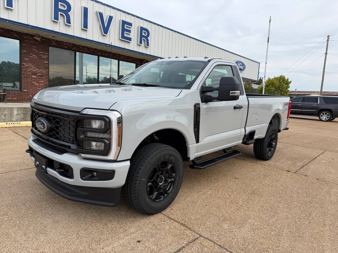 2026 Ford F-350 Super Duty XL 4x4 2dr Regular Cab 8 ft. LB SRW Pickup