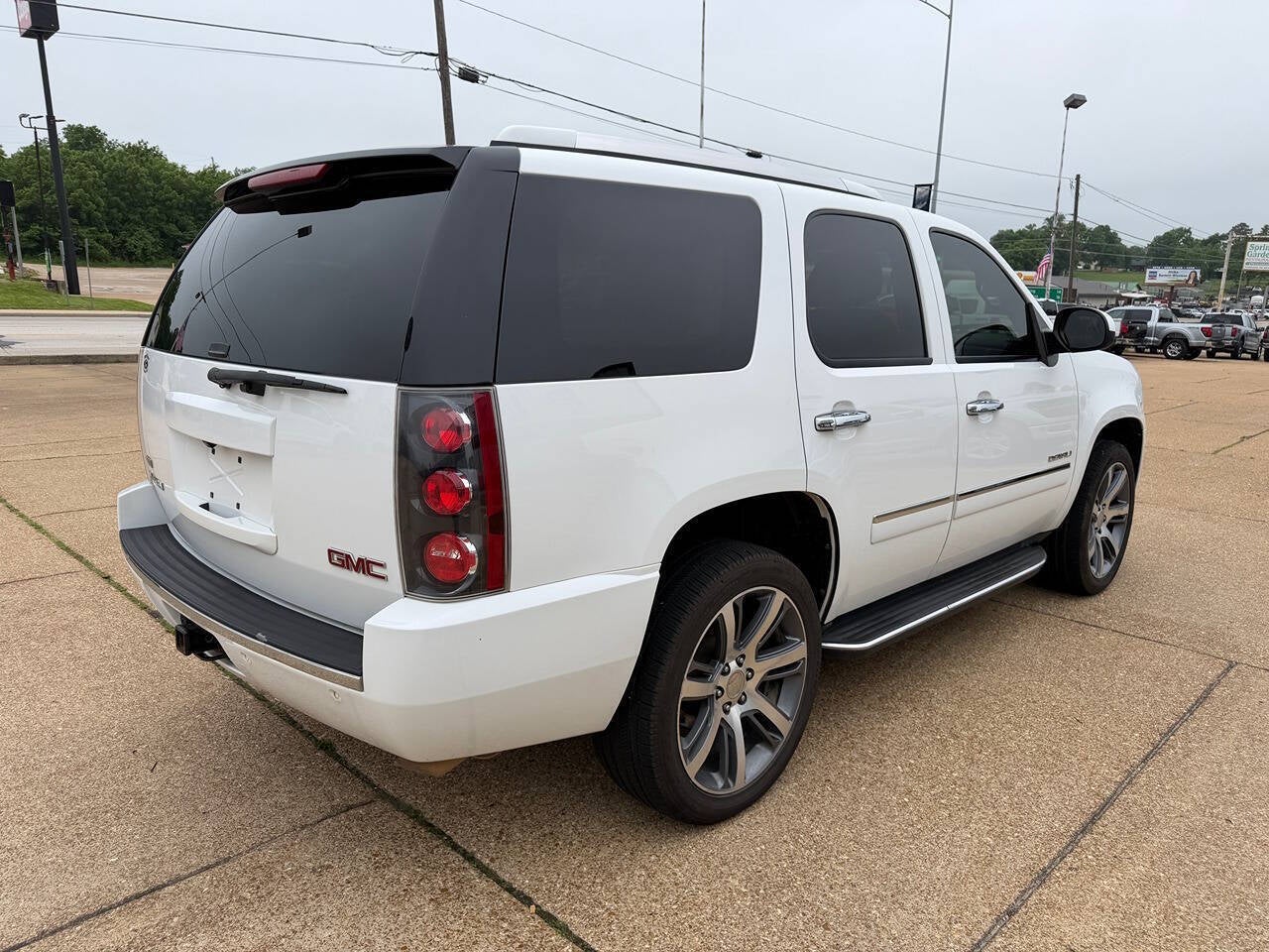 2011 GMC Yukon Denali AWD 4dr SUV