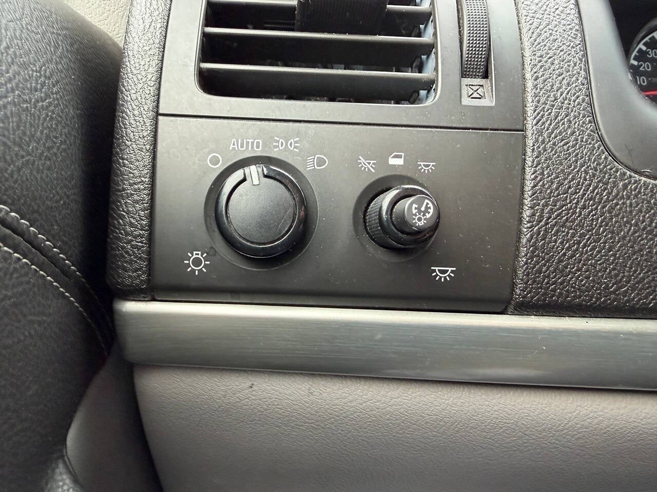 2006 Chevrolet Uplander LS 4dr Mini Van