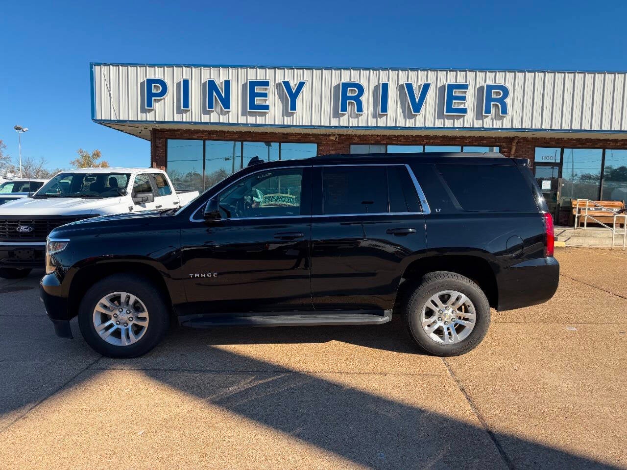 2017 Chevrolet Tahoe LT 4x4 4dr SUV