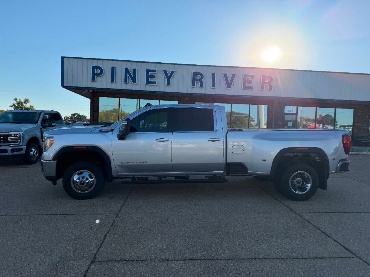 2021 GMC Sierra 3500HD SLE 4x4 4dr Crew Cab LB DRW