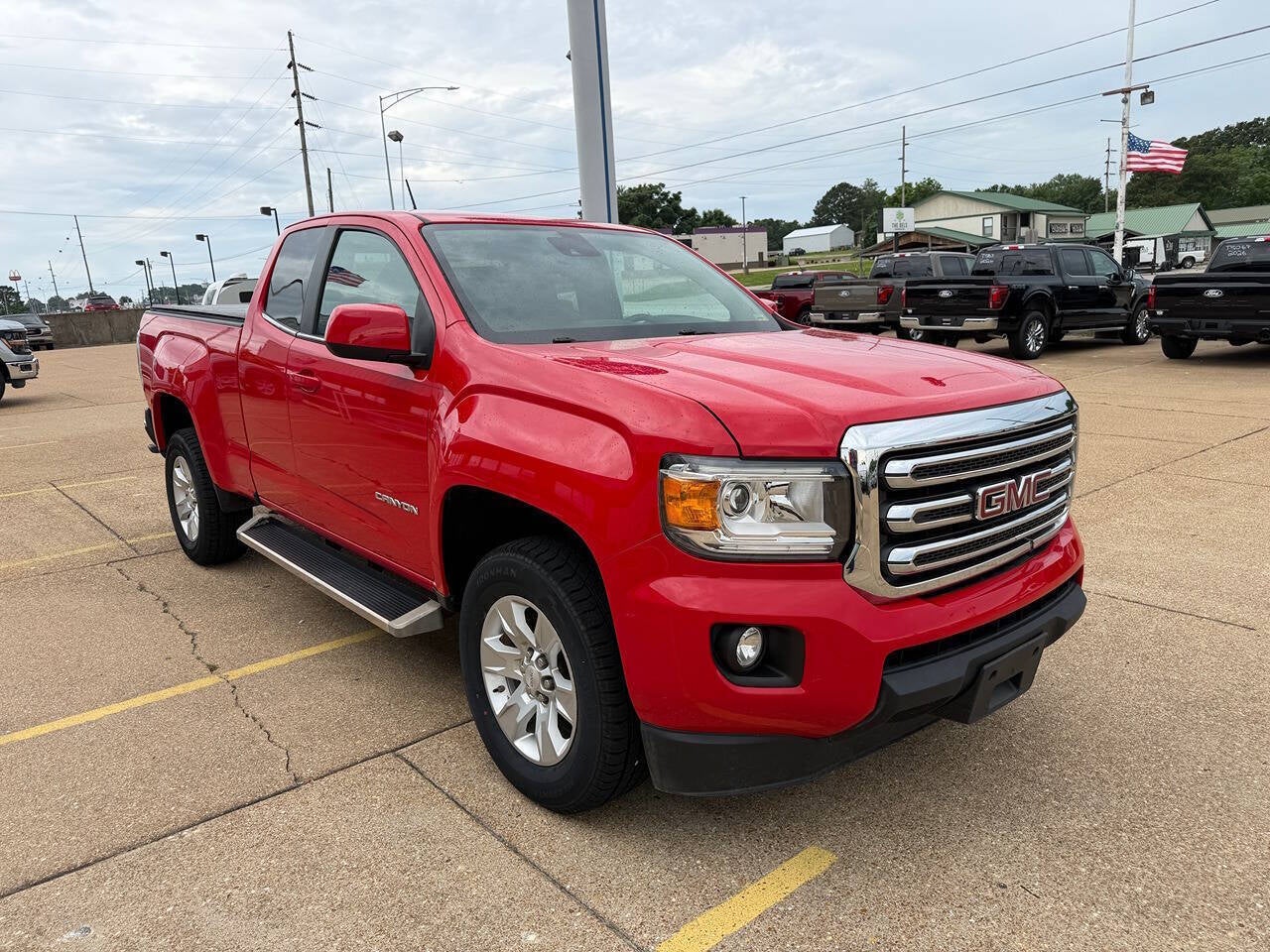 2017 GMC Canyon SLE 4x2 4dr Extended Cab 6 ft. LB