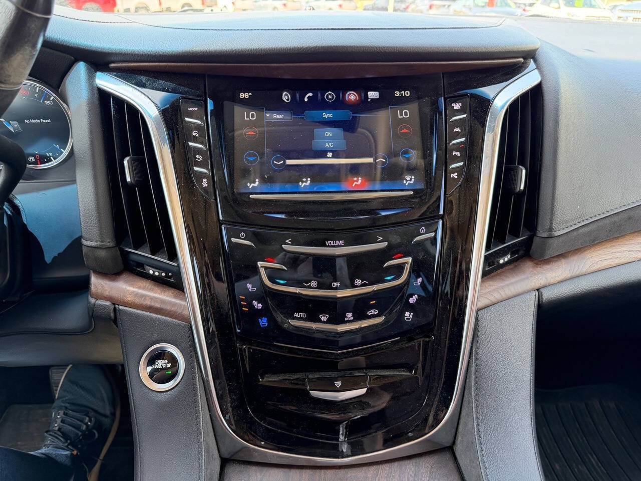 2017 Cadillac Escalade ESV Premium Luxury 4x4 4dr SUV
