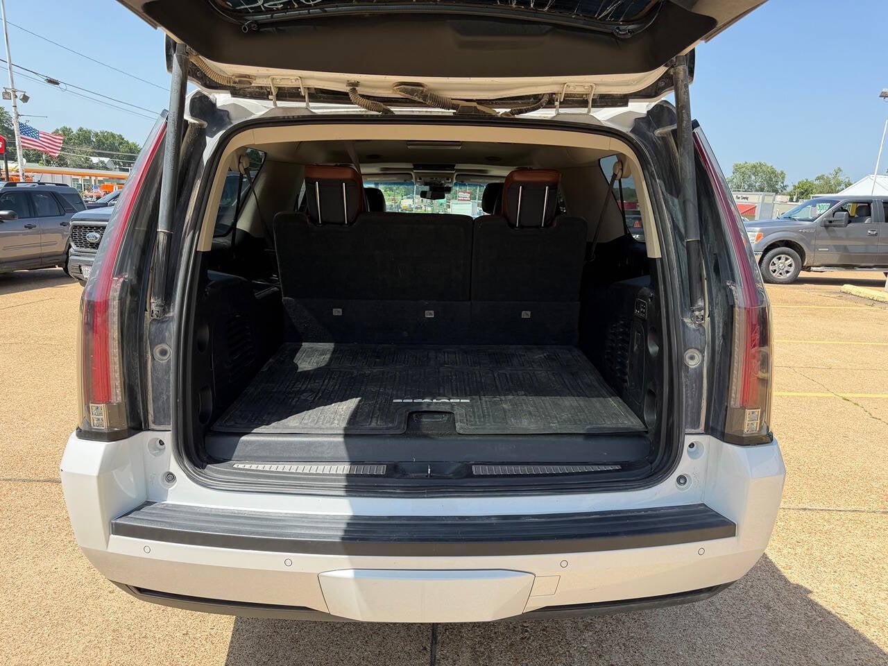 2017 Cadillac Escalade ESV Premium Luxury 4x4 4dr SUV