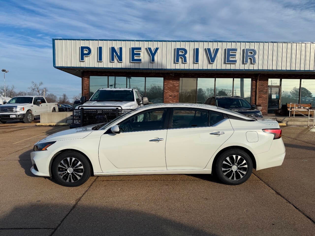 2022 Nissan Altima 2.5 S 4dr Sedan