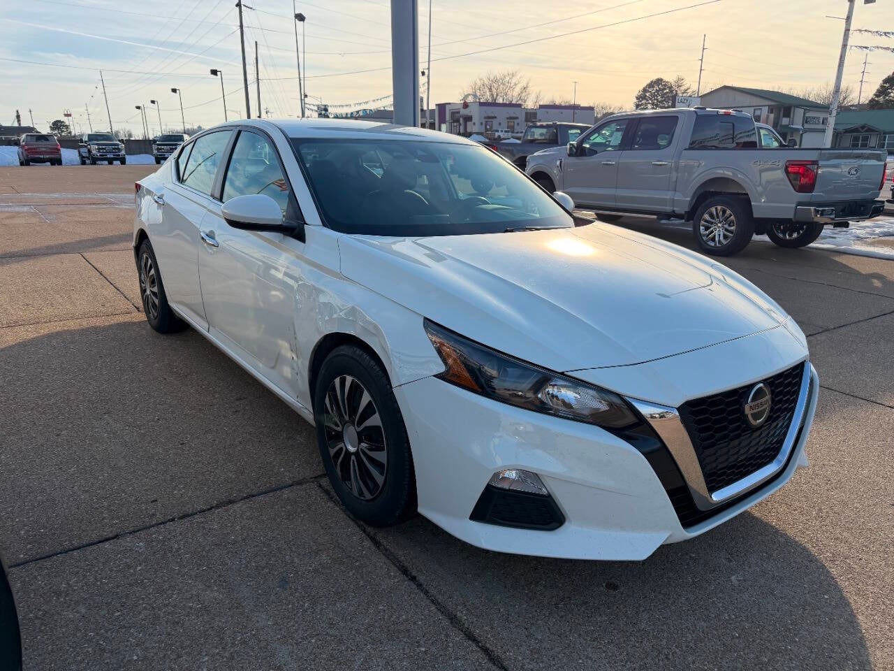 2022 Nissan Altima 2.5 S 4dr Sedan