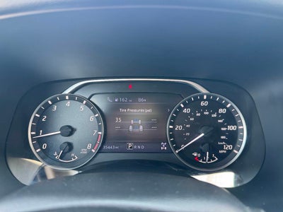 2022 Nissan Frontier SV 4x4 4dr Crew Cab 5 ft. SB