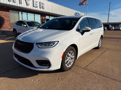 2023 Chrysler Pacifica Touring L 4dr Mini Van