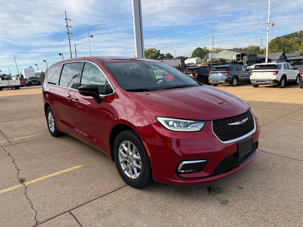 2024 Chrysler Pacifica Touring L 4dr Mini Van