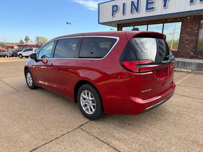 2024 Chrysler Pacifica Touring L 4dr Mini Van