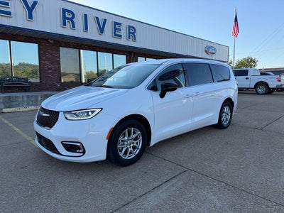 2024 Chrysler Pacifica Touring L 4dr Mini Van