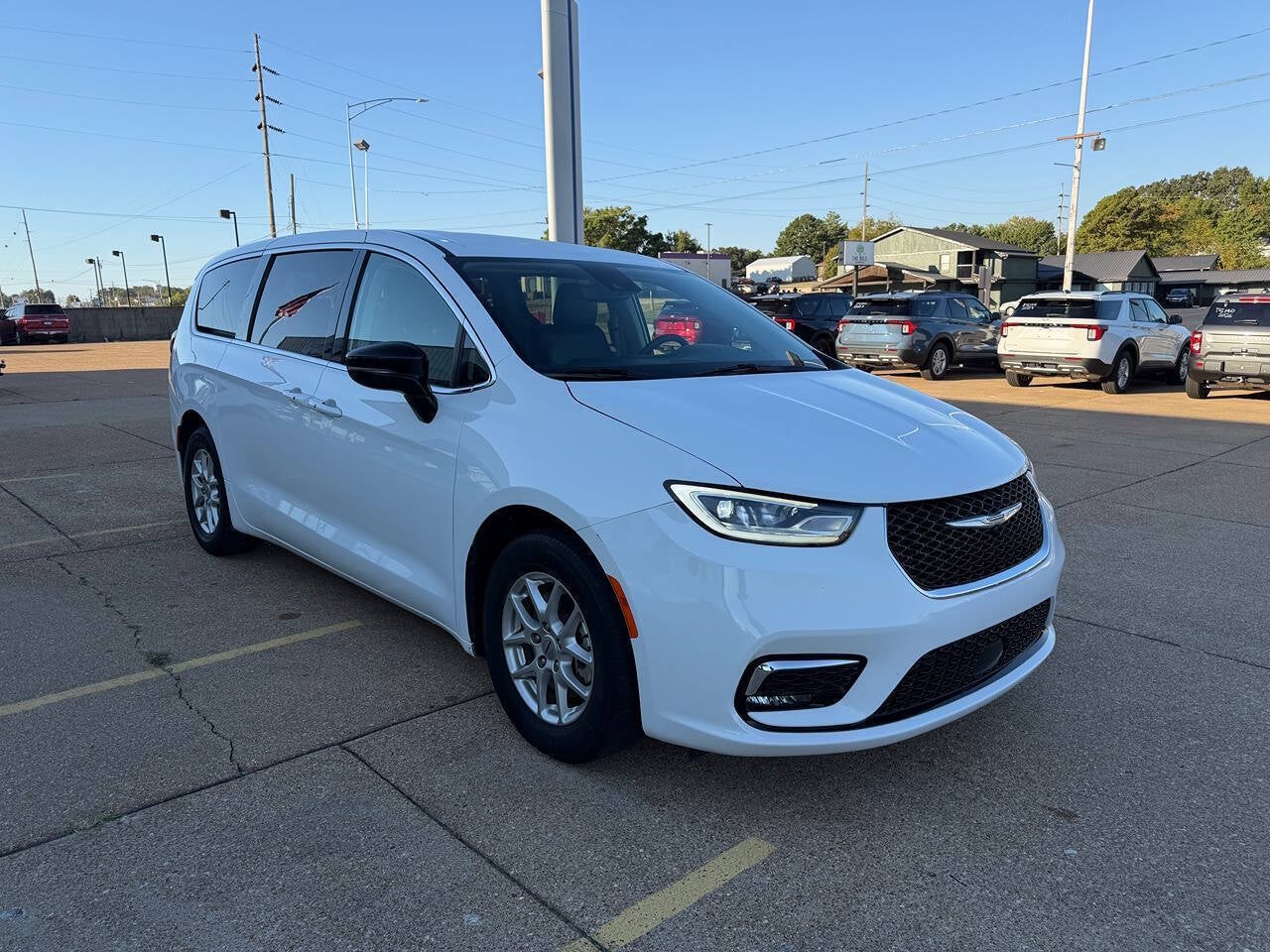 2024 Chrysler Pacifica Touring L 4dr Mini Van