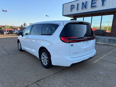 2024 Chrysler Pacifica Touring L 4dr Mini Van