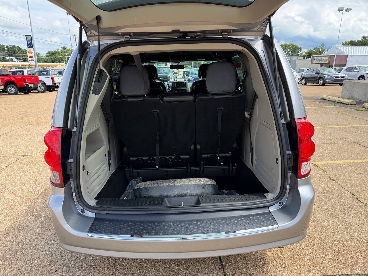 2017 Dodge Grand Caravan SXT 4dr Mini Van
