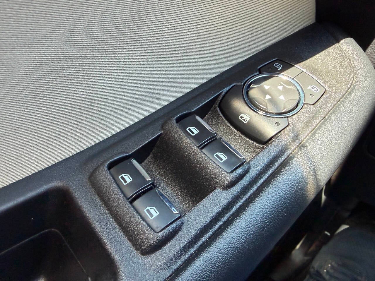 2019 Ford Edge SE 4dr Crossover