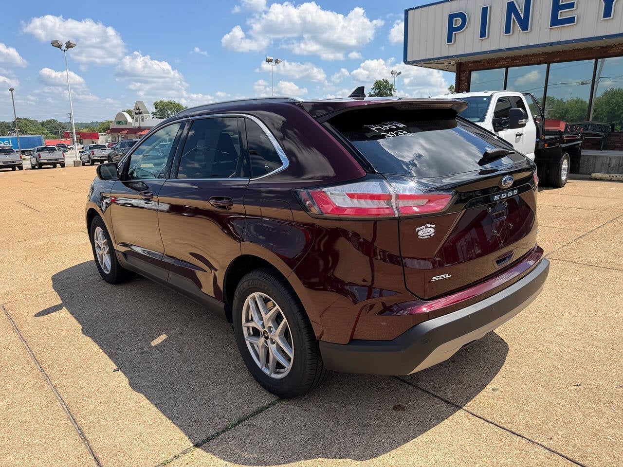 2023 Ford Edge SEL AWD 4dr Crossover