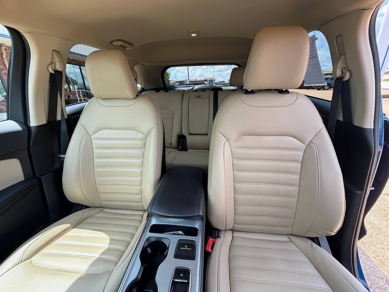 2022 Ford Edge SEL AWD 4dr Crossover