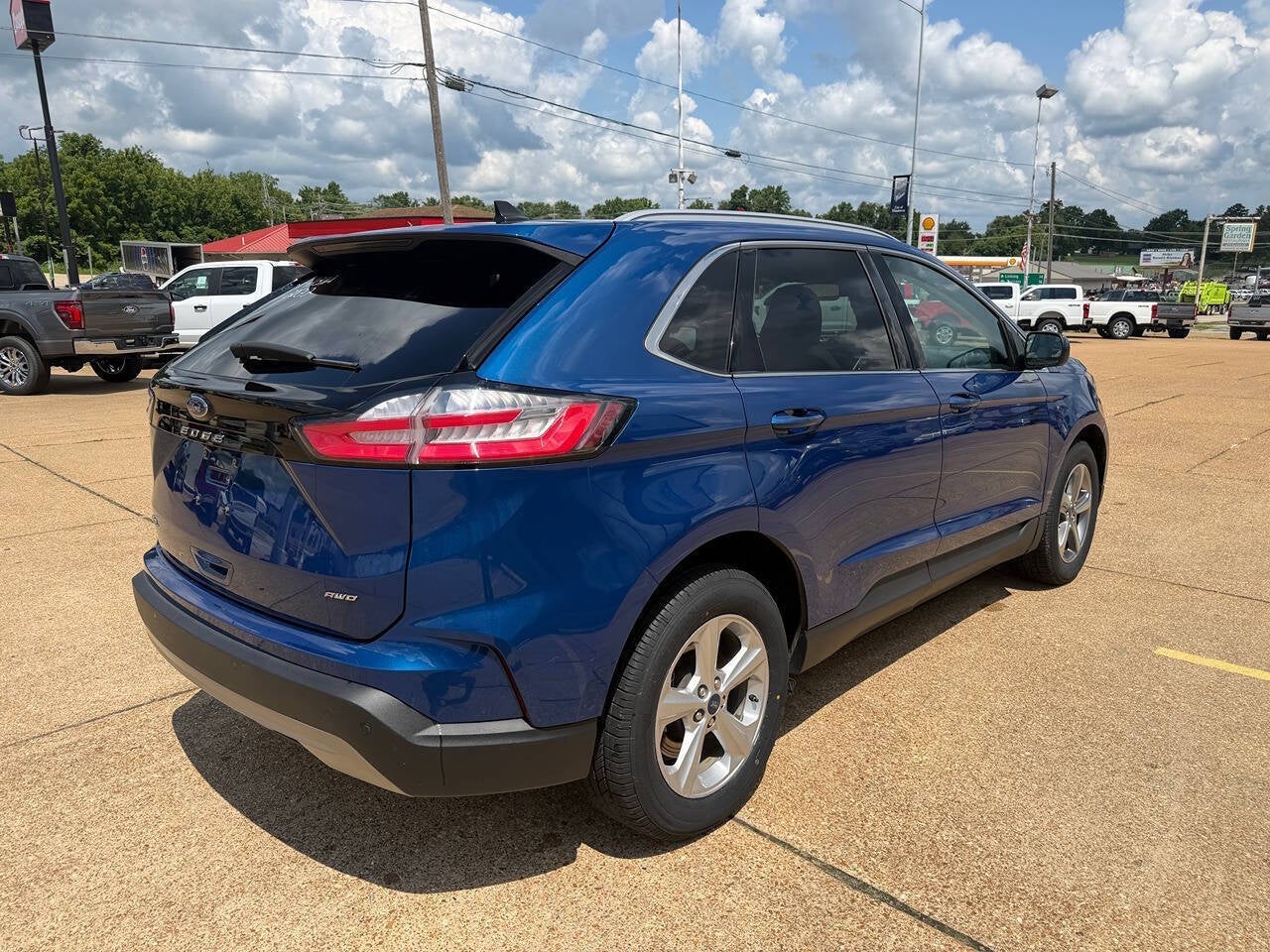 2022 Ford Edge SEL AWD 4dr Crossover
