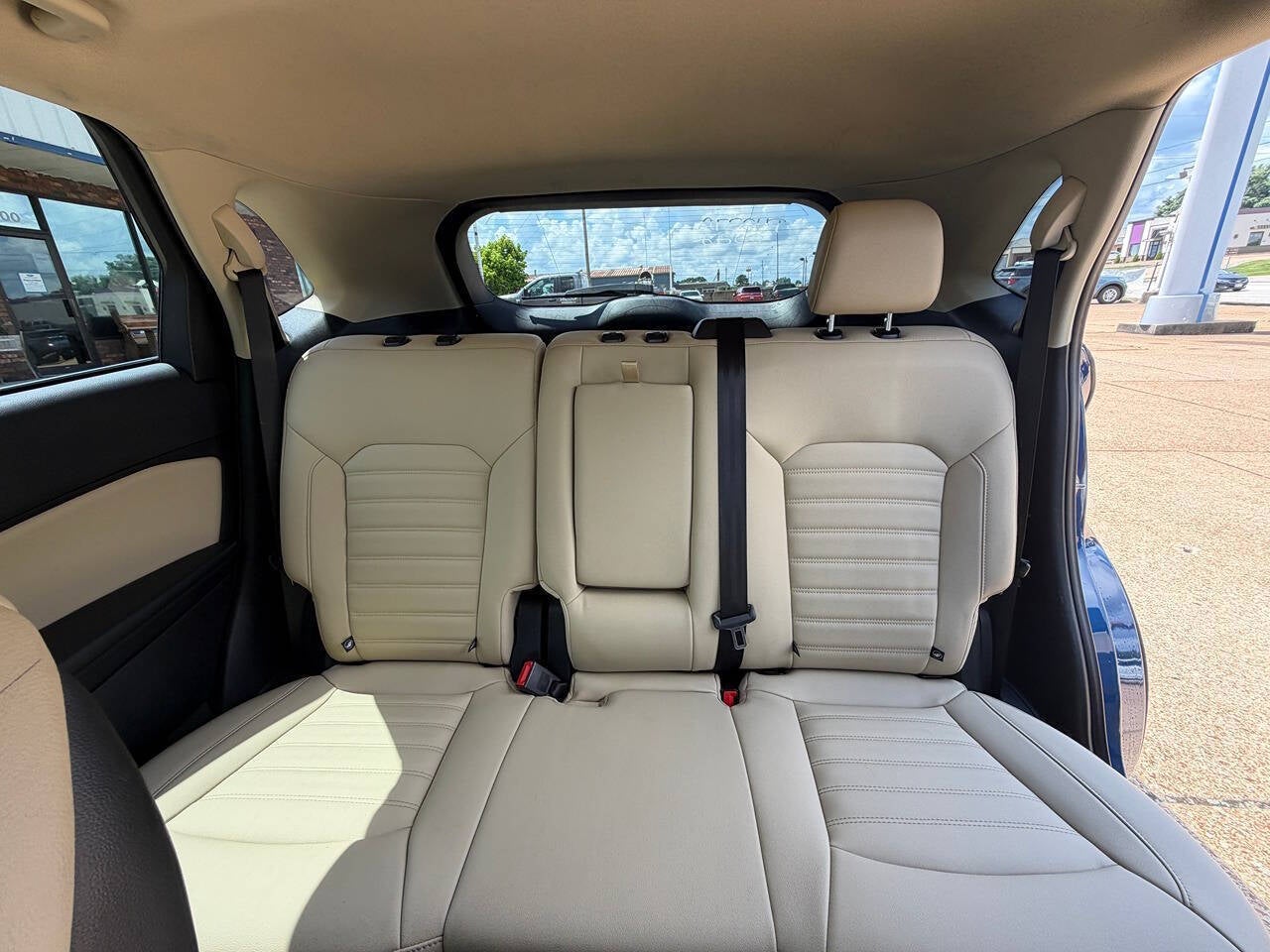 2022 Ford Edge SEL AWD 4dr Crossover