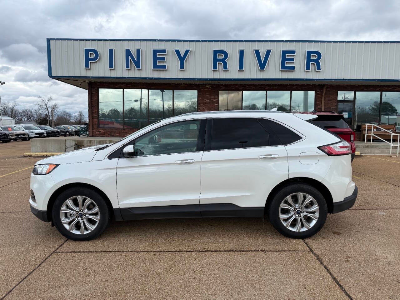 2020 Ford Edge Titanium AWD 4dr Crossover