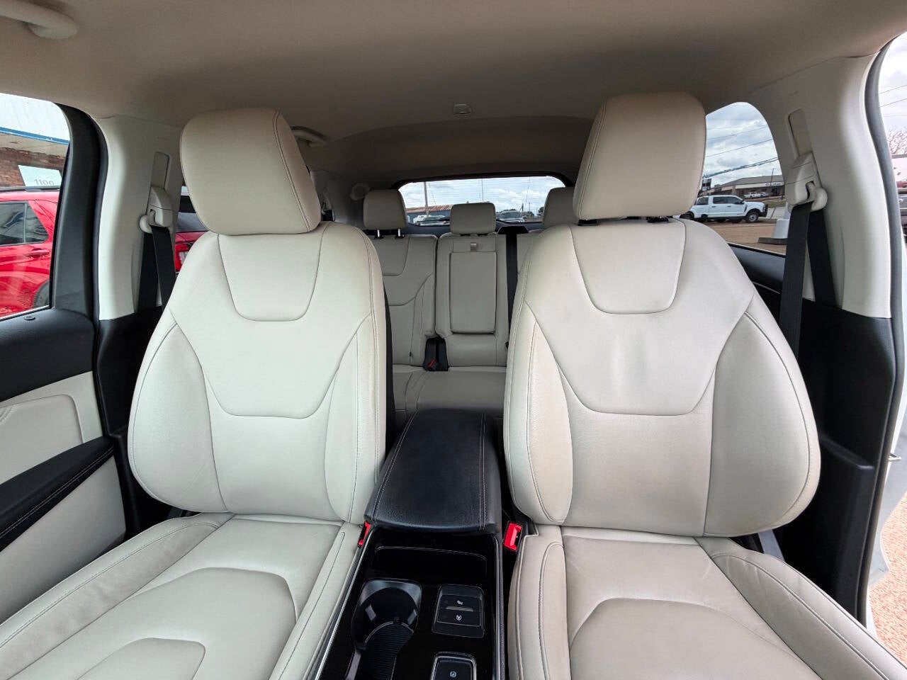 2020 Ford Edge Titanium AWD 4dr Crossover