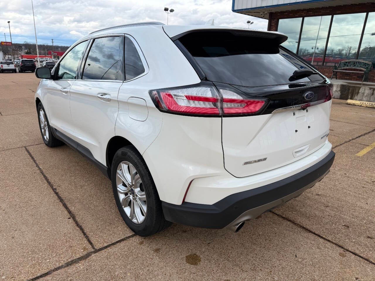 2020 Ford Edge Titanium AWD 4dr Crossover