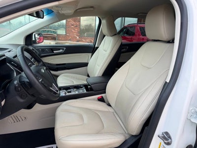 2020 Ford Edge Titanium AWD 4dr Crossover