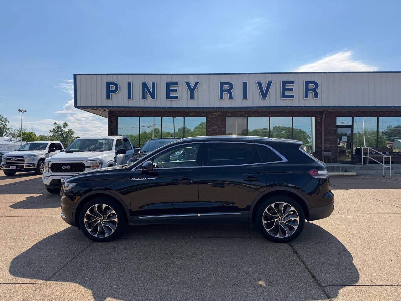2021 Lincoln Nautilus Reserve AWD 4dr SUV