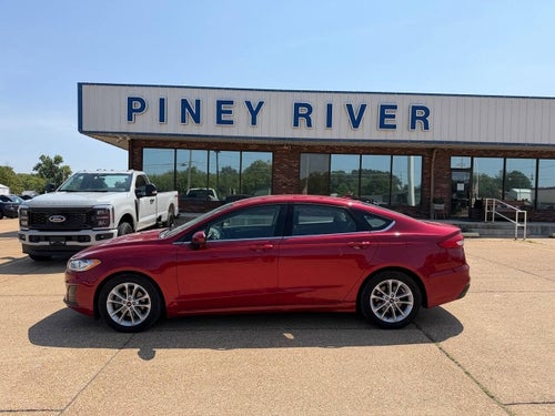 2020 Ford Fusion SE 4dr Sedan