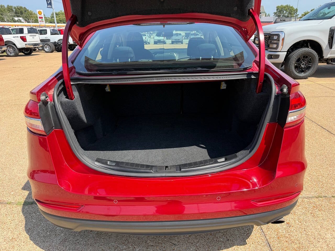 2020 Ford Fusion SE 4dr Sedan