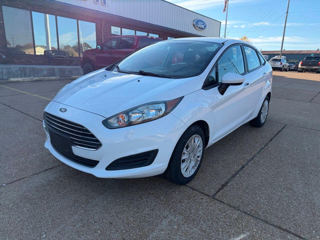 2016 Ford Fiesta S 4dr Sedan