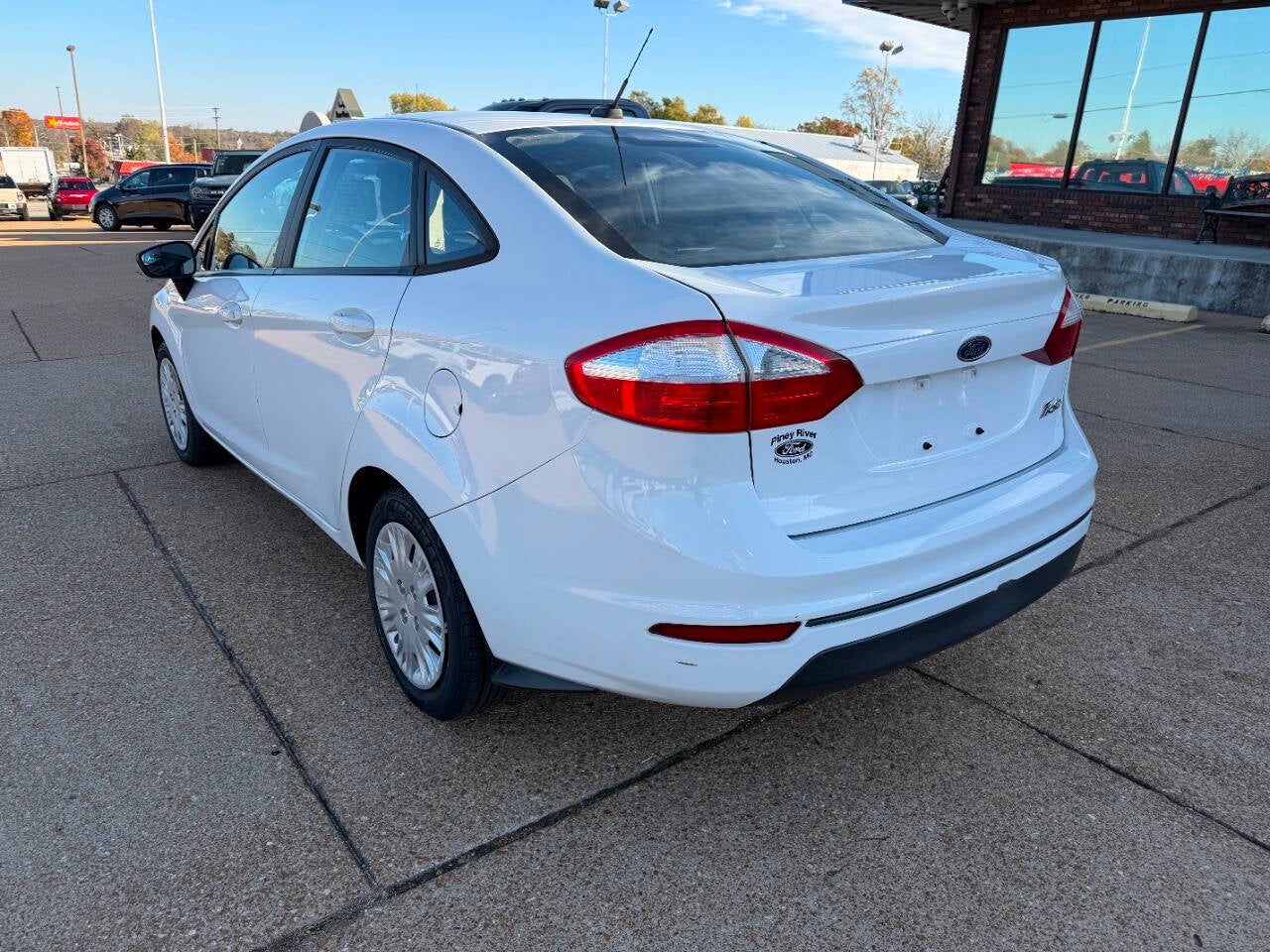 2016 Ford Fiesta S 4dr Sedan