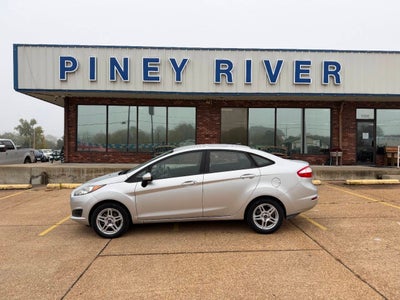 2018 Ford Fiesta SE 4dr Sedan